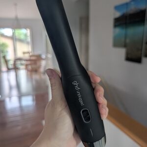 GHD Unplugged Styler